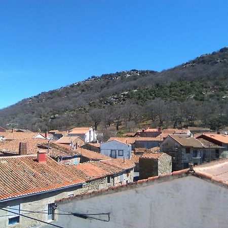 Apartamentos La Covatilla Neila de San Miguel Exterior photo